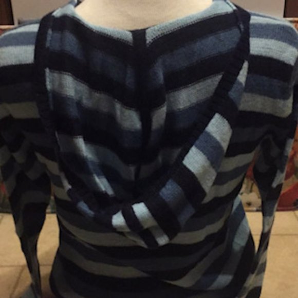 Striped Hoodie Sweater - Picture 6 of 12